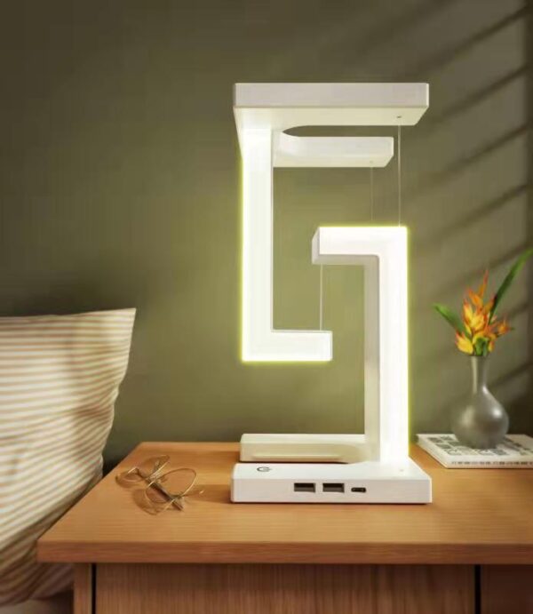 Lamp & Smartphone Wireless Charging - Image 3